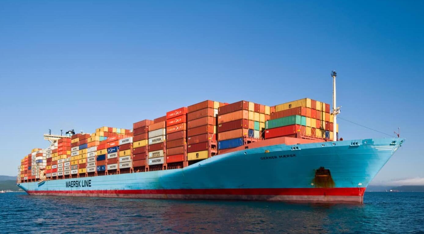 The sea freight shipping fee 